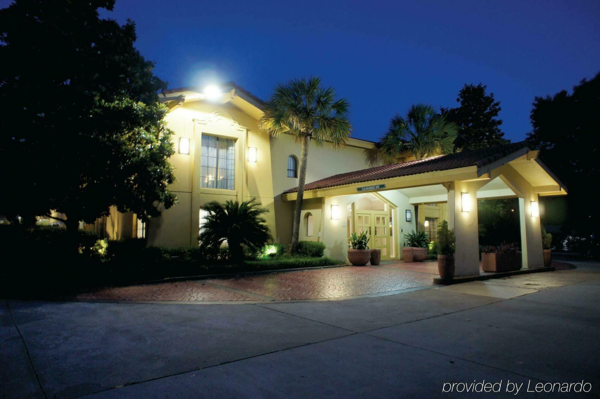 Quality & - Ashley Phosphate Hotel